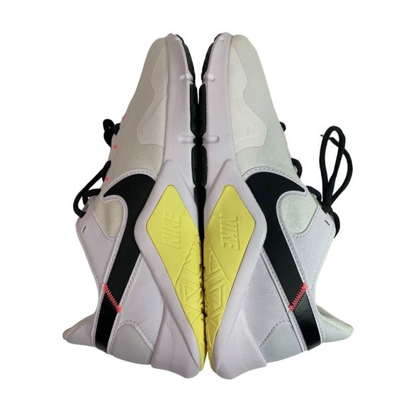 Size 10 Nike Women's Legend Essentials 2 Sneaker White CQ9545 - Picture 9 of 11